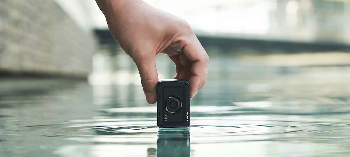 RX0 II premium tiny tough camera | DSC-RX0M2 / DSC-RX0M2G | Sony