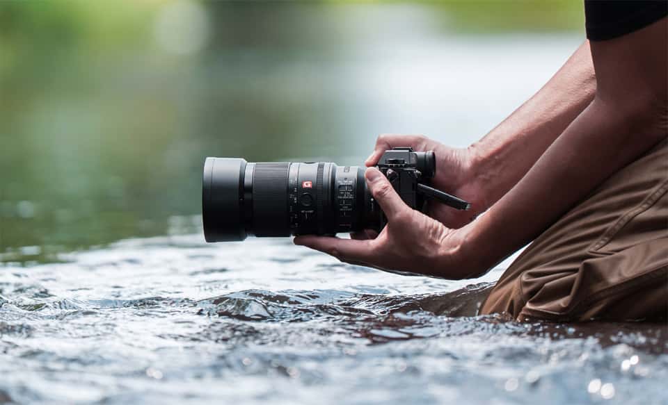 FE 100mm F2.8 Macro GM OSS | SEL100M28GM | Sony Asia Pacific